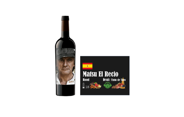 Matsu el Recio met WoW kaartje wall of wine.png